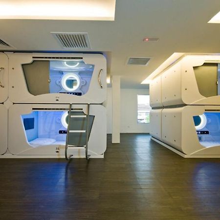 M Qube Hotel Sungai Dua Bukit Eksteriør bilde