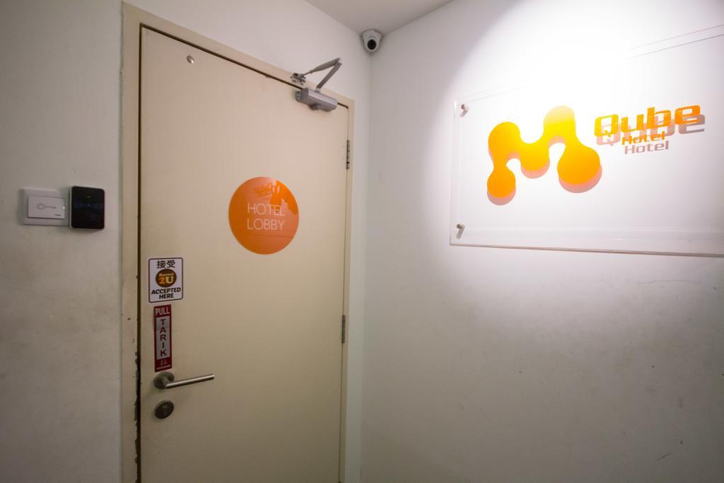 M Qube Hotel Sungai Dua Bukit Eksteriør bilde