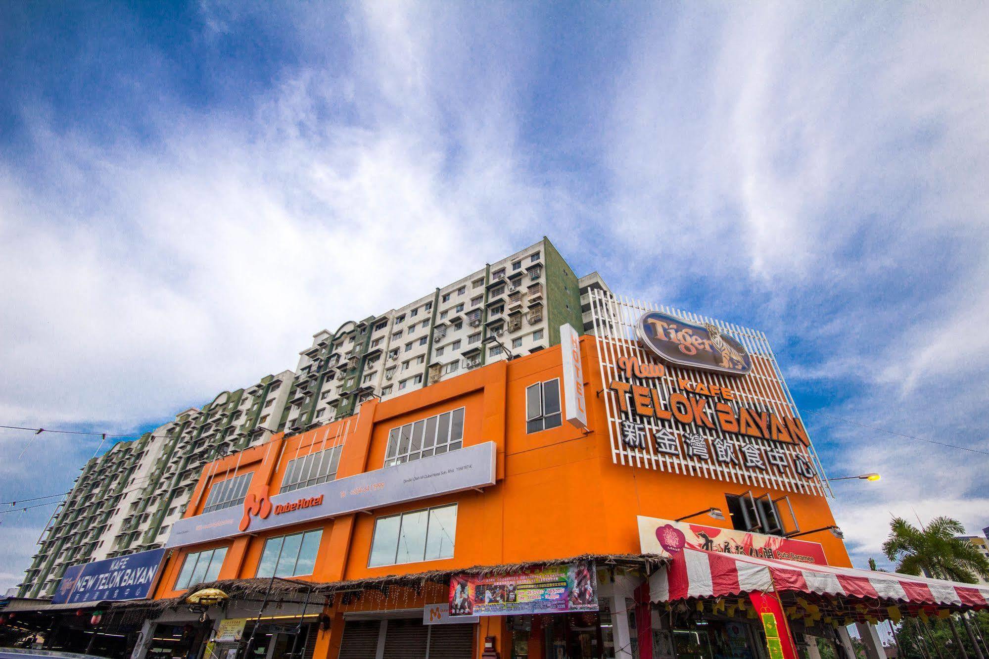 M Qube Hotel Sungai Dua Bukit Eksteriør bilde