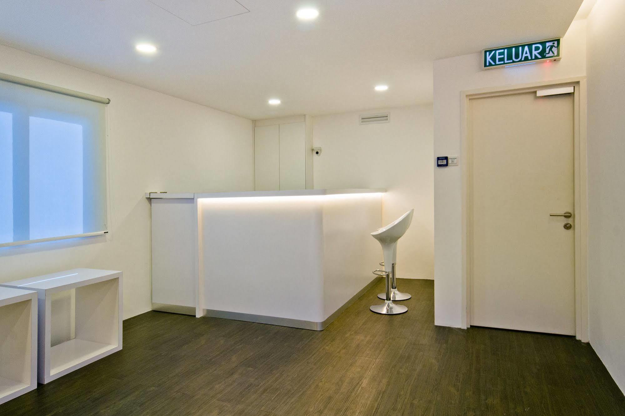 M Qube Hotel Sungai Dua Bukit Eksteriør bilde